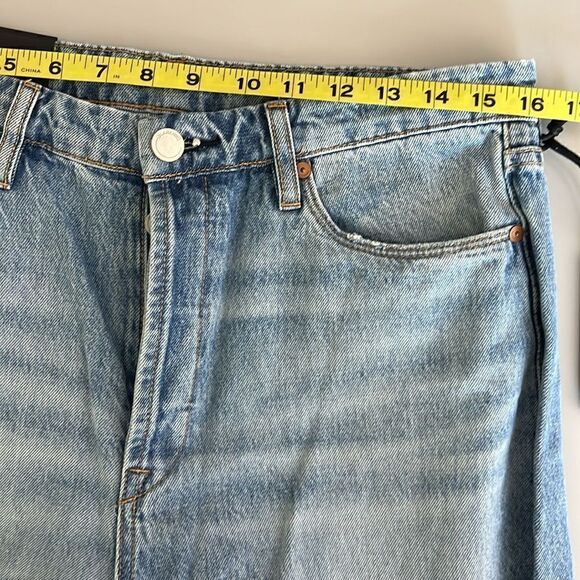 NWT BLANK NYC Baxter Rib Cage Jean With Ripped Knee Size 30 - Picture 10 of 16